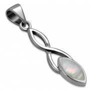 Mother of Pearl Celtic Knot Silver Pendant, p596